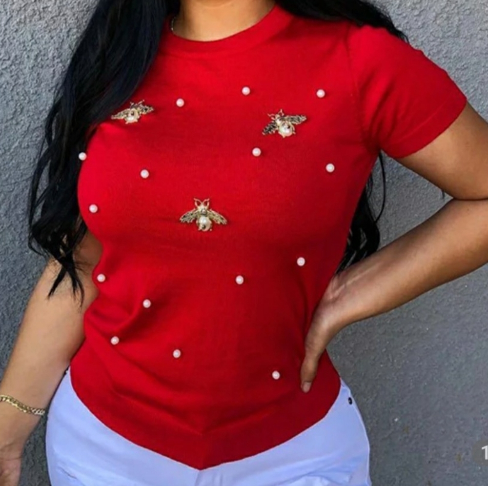 Red Round Neck Short Sleeve Bee/Pearl/Beads Tee